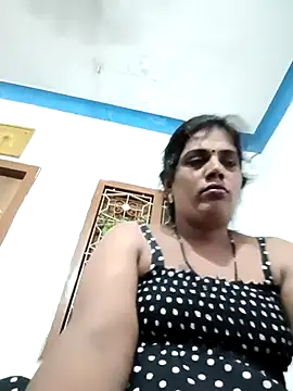 Snapshot of kissmetha chatting on 03/19/25, 05:17 kissmetha online show from 03/19/25, 05:17