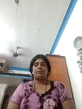 Snapshot of kissmetha chatting on 10/02/25, 09:49 kissmetha online show from 10/02/25, 09:49