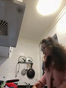 aa520uv online show from 03/01/26, 03:19