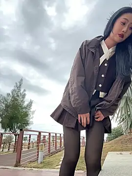 Snapshot of linger-23 chatting on 01/12/26, 06:40 linger-23 online show from 01/12/26, 06:40