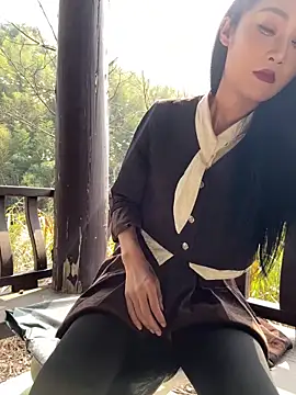 Snapshot of linger-23 chatting on 03/15/26, 05:46 linger-23 online show from 03/15/26, 05:46