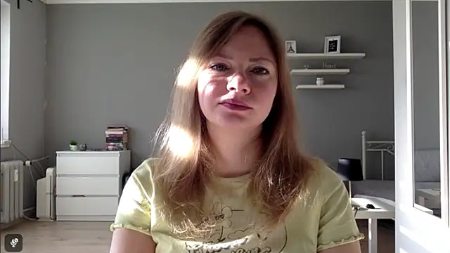 Snapshot of MillieShow chatting on 11/07/25, 11:10 MillieShow online show from 11/07/25, 11:10