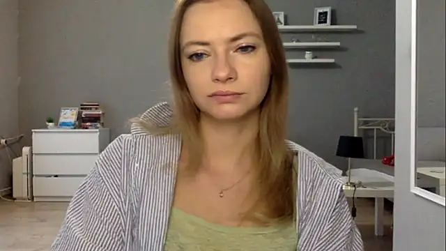 Snapshot of MillieShow chatting on 01/11/26, 02:55 MillieShow online show from 01/11/26, 02:55