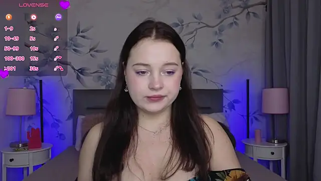 Cute kitty- online show from 10/05/25, 09:24