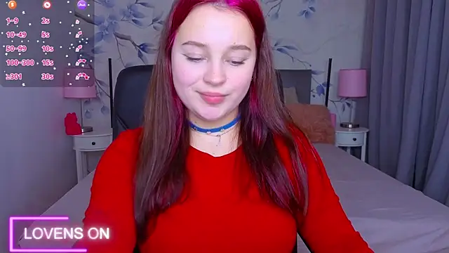 Cute kitty- online show from 11/15/25, 09:54