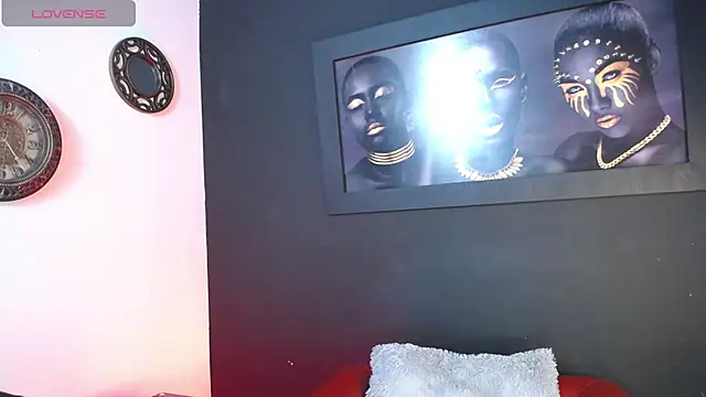 Snapshot of Nathaly_Rose1126 chatting on 09/26/25, 01:26 Nathaly Rose1126 online show from 09/26/25, 01:26