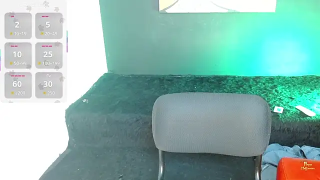 Snapshot of Nathaly_Rose1126 chatting on 10/24/25, 01:29 Nathaly Rose1126 online show from 10/24/25, 01:29