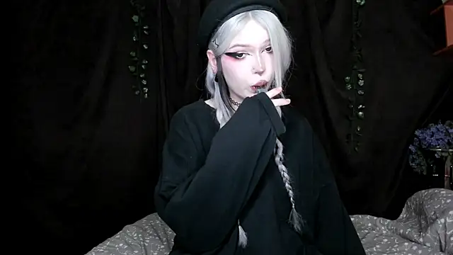 amelia mays xx online show from 11/26/25, 04:41