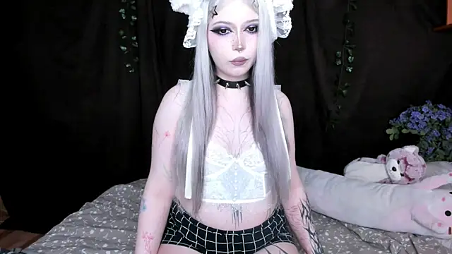 amelia mays xx online show from 12/04/25, 11:19