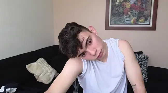 lukeboyce33 online show from 03/18/25, 02:15