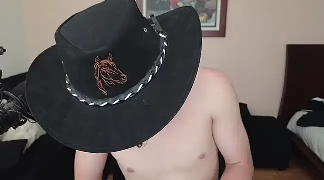 lukeboyce33 online show from 03/18/25, 08:26