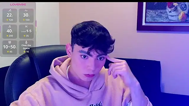 lukeboyce33 online show from 10/29/25, 11:28