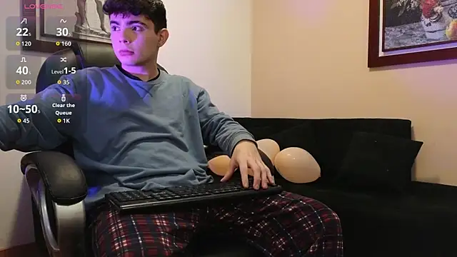 lukeboyce33 online show from 02/08/26, 01:42