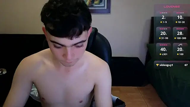 lukeboyce33 online show from 04/13/26, 02:17