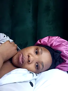 Hotytoty26 online show from 10/23/25, 09:08