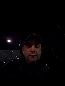 Snapshot of cumplay19850 chatting on 03/21/25, 09:34 cumplay19850 online show from 03/21/25, 09:34