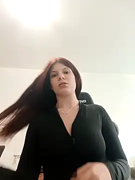 Snapshot of MeCherryy chatting on 10/21/25, 02:18 MeCherryy online show from 10/21/25, 02:18