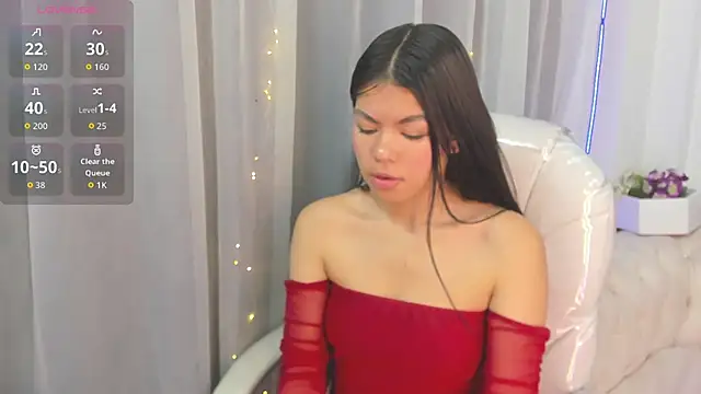 Pretty Johnson  online show from 10/10/25, 10:03