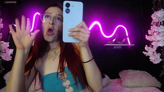 Snapshot of Hairydoll_ chatting on 03/14/25, 12:10 Hairydoll  online show from 03/14/25, 12:10