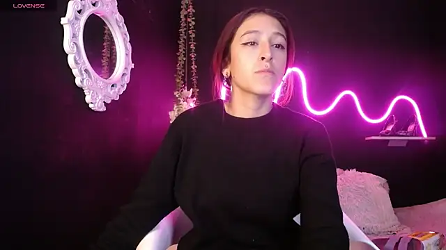 Snapshot of Hairydoll_ chatting on 03/20/25, 08:08 Hairydoll  online show from 03/20/25, 08:08