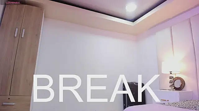 princesssammy2 online show from 03/19/25, 03:20