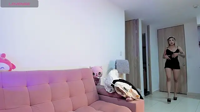 princesssammy2 online show from 02/17/26, 12:51