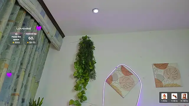Snapshot of Quiinn_bx chatting on 06/22/26, 08:39 Quiinn bx online show from 06/22/26, 08:39