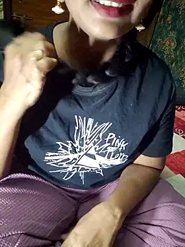 Snapshot of Shalini_telugu09 chatting on 09/20/25, 02:40 Shalini telugu09 online show from 09/20/25, 02:40