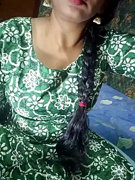 Snapshot of Shalini_telugu09 chatting on 10/02/25, 07:10 Shalini telugu09 online show from 10/02/25, 07:10