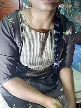 Snapshot of Shalini_telugu09 chatting on 10/07/25, 05:59 Shalini telugu09 online show from 10/07/25, 05:59