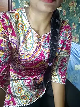 Snapshot of Shalini_telugu09 chatting on 10/08/25, 06:33 Shalini telugu09 online show from 10/08/25, 06:33