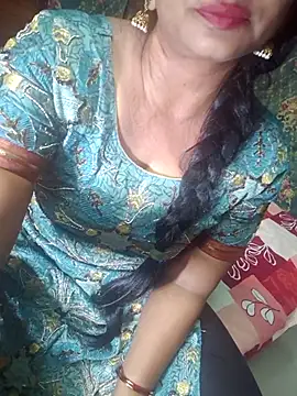 Snapshot of Shalini_telugu09 chatting on 11/30/25, 02:10 Shalini telugu09 online show from 11/30/25, 02:10