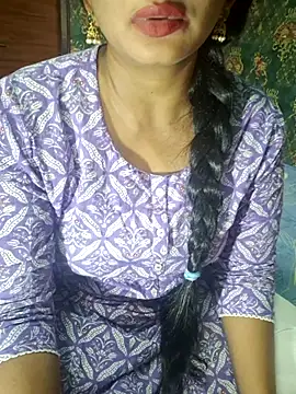 Snapshot of Shalini_telugu09 chatting on 01/11/26, 11:37 Shalini telugu09 online show from 01/11/26, 11:37