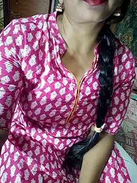 Snapshot of Shalini_telugu09 chatting on 04/27/26, 11:41 Shalini telugu09 online show from 04/27/26, 11:41