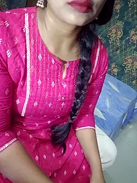Snapshot of Shalini_telugu09 chatting on 06/14/26, 03:25 Shalini telugu09 online show from 06/14/26, 03:25