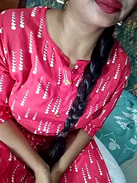 Snapshot of Shalini_telugu09 chatting on 06/26/26, 07:13 Shalini telugu09 online show from 06/26/26, 07:13