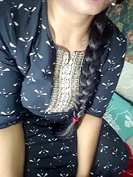 Snapshot of Shalini_telugu09 chatting on 07/01/26, 09:44 Shalini telugu09 online show from 07/01/26, 09:44