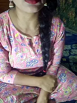 Snapshot of Shalini_telugu09 chatting on 07/10/26, 09:45 Shalini telugu09 online show from 07/10/26, 09:45