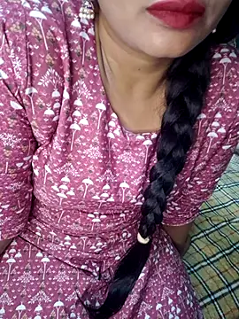 Snapshot of Shalini_telugu09 chatting on 07/27/26, 09:38 Shalini telugu09 online show from 07/27/26, 09:38