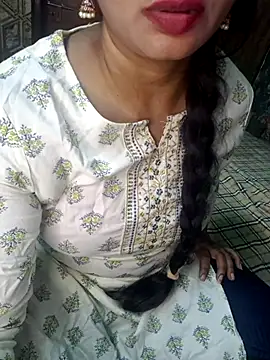 Snapshot of Shalini_telugu09 chatting on 07/28/26, 04:50 Shalini telugu09 online show from 07/28/26, 04:50