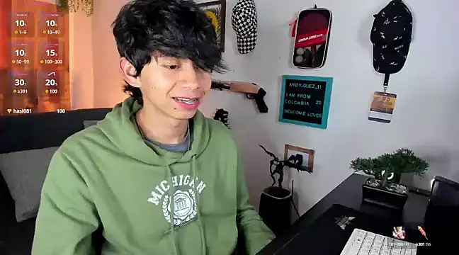 Snapshot of Yaiden_11 chatting on 03/18/25, 10:15 Yaiden 11 online show from 03/18/25, 10:15