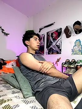 Snapshot of Yaiden_11 chatting on 10/26/25, 09:59 Yaiden 11 online show from 10/26/25, 09:59