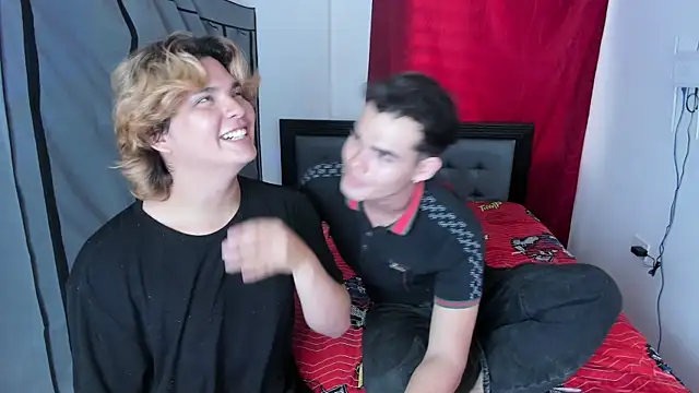 Snapshot of adam_angelssss chatting on 04/13/26, 06:02 adam angelssss online show from 04/13/26, 06:02