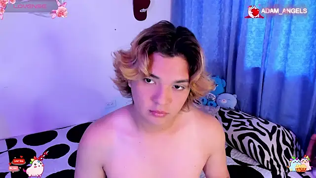 Snapshot of adam_angelssss chatting on 04/22/26, 02:07 adam angelssss online show from 04/22/26, 02:07