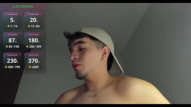 cmzo  online show from 10/12/25, 03:38