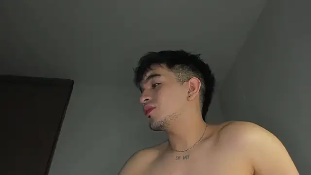 cmzo  online show from 11/08/25, 03:39