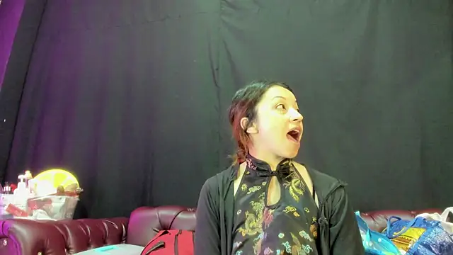 AngelinaBlanc  online show from 10/04/25, 11:30