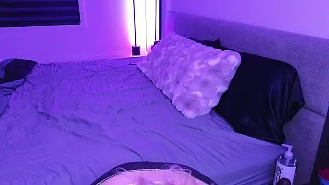 Snapshot of margot_robbie7 chatting on 04/17/26, 01:41 margot robbie7 online show from 04/17/26, 01:41