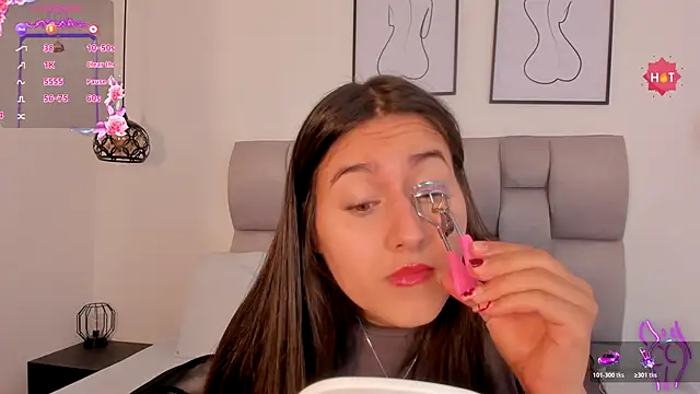 Hanna Evans   online show from 11/23/25, 12:27