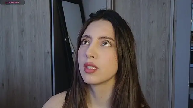 Rebbecawhite meow online show from 11/21/25, 12:37